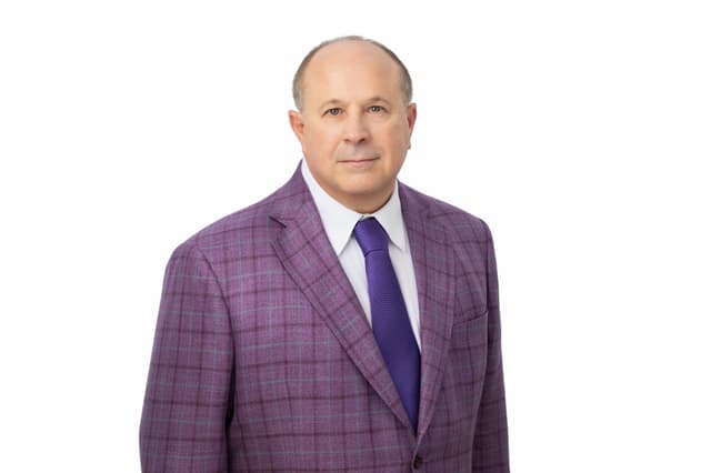 Charles 'Chuck' Davison, Jr - approved headshot