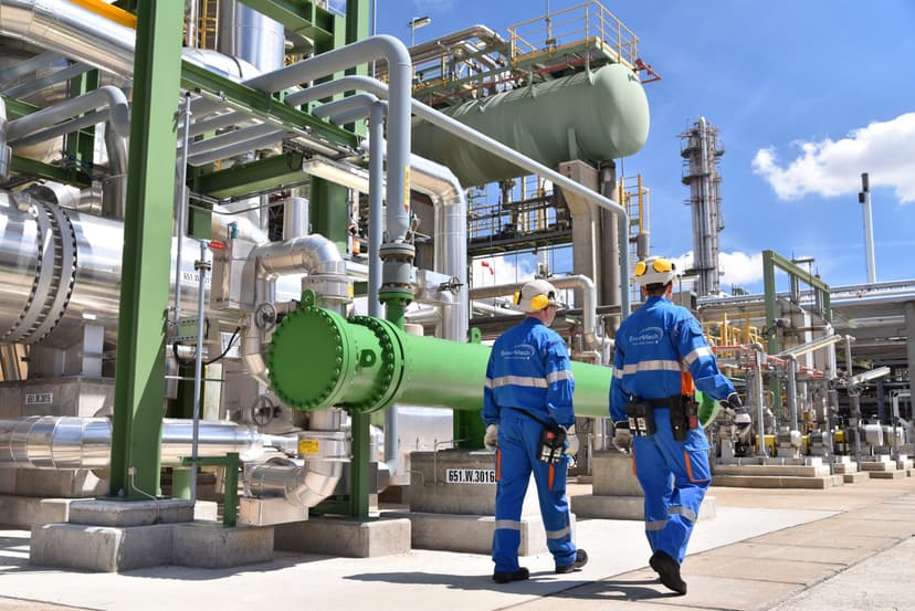 Enermech High Resolution About | Trusted Global Partner in Energy Solutions | EnerMech